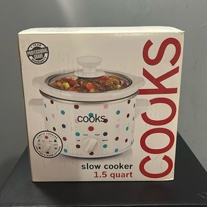 Cooks 1.5 quart crockpot
